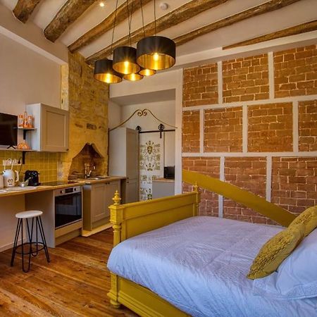 "Les Appartements De Betty C" Studio Medieval Сарла-ла-Канеда Екстериор снимка