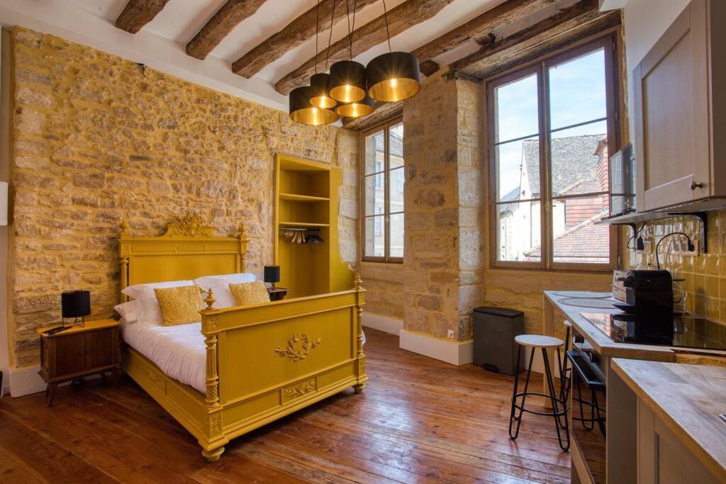 "Les Appartements De Betty C" Studio Medieval Сарла-ла-Канеда Екстериор снимка